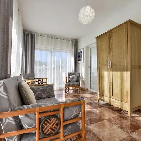 Guzman - Casa Jacek Calp