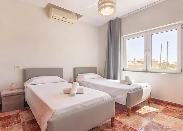 Guzman - Casa Jacek Calpe