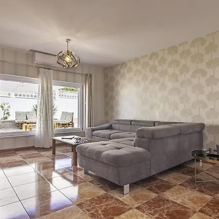 Guzman - Casa Jacek Villa