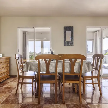 Guzman - Casa Jacek Calpe